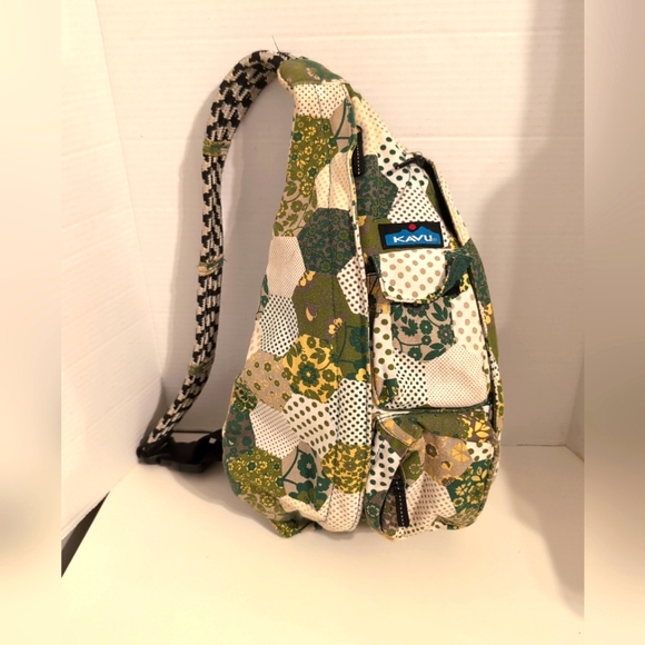 Rare Kavu Carolina Quilt Pattern Rope Bag Buckle Accents - Picture 1 of 12